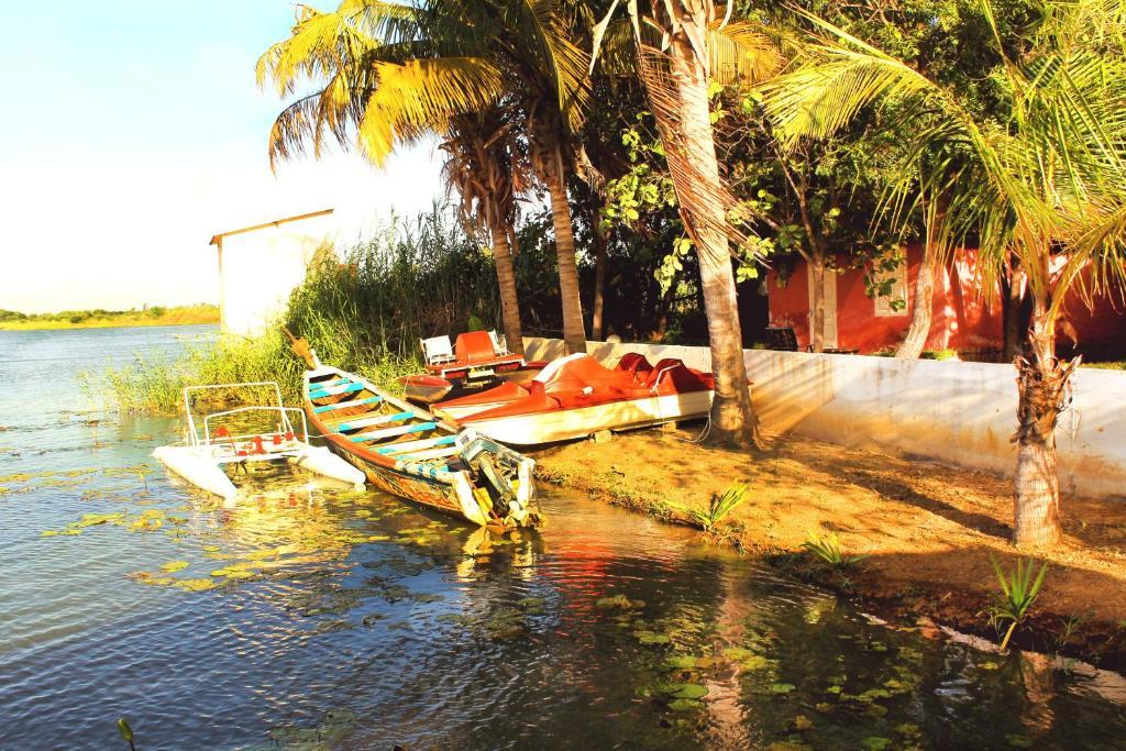 Lampsar Lodge Ndiongo Buitenkant foto