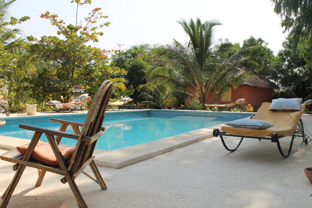 Lampsar Lodge Ndiongo Buitenkant foto