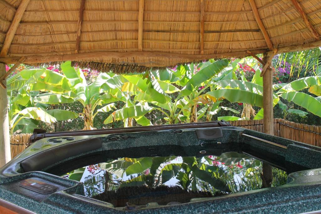 Lampsar Lodge Ndiongo Buitenkant foto
